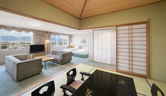 Classic Junior Suite, Japanese-Western style, 2 single beds and 4 futon beds, Mountain view