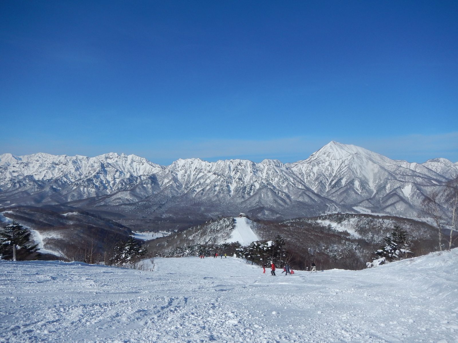 戶隱滑雪場